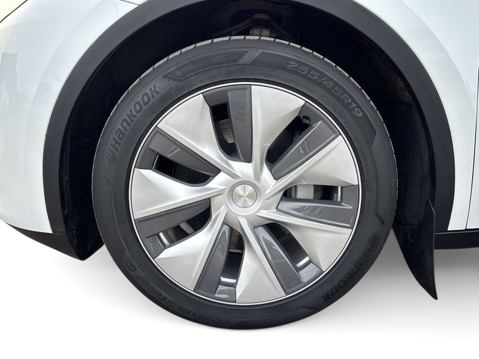 Tesla Model Y RWD 5d