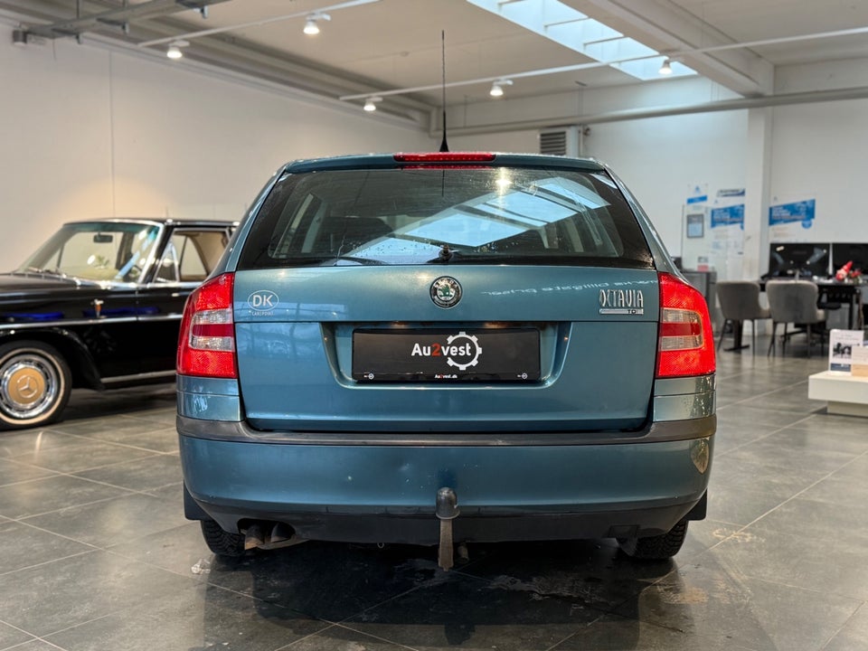 Skoda Octavia 2,0 TDi Ambiente 5d