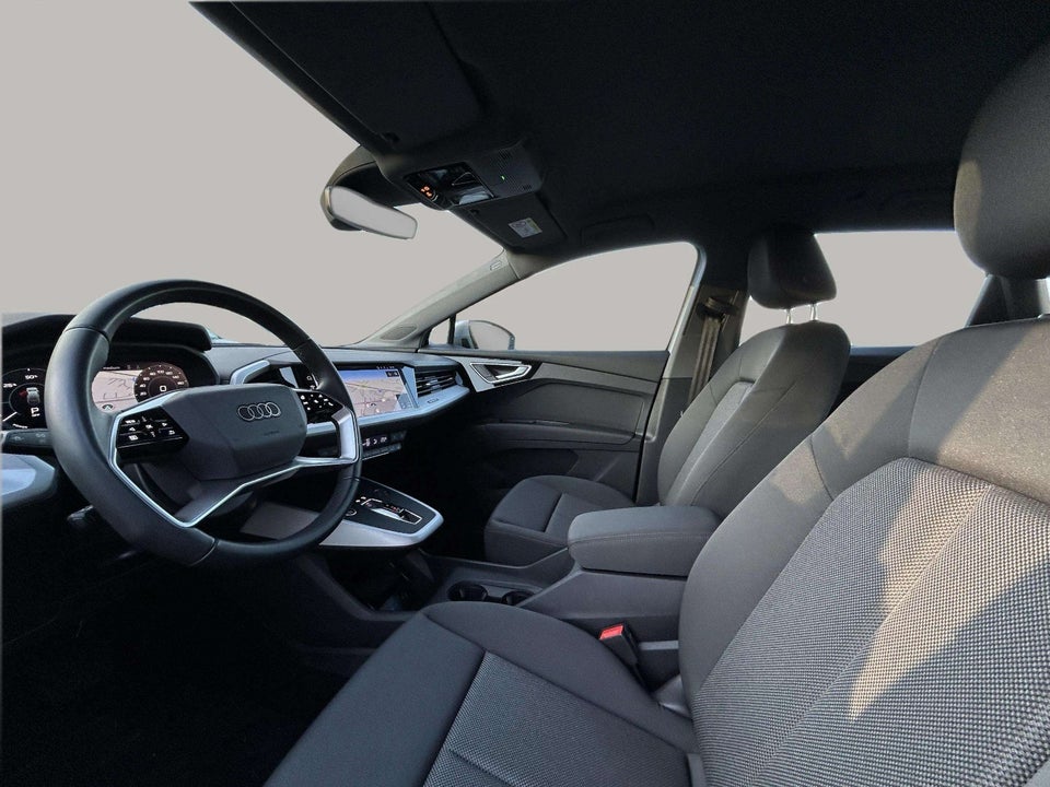 Audi Q4 e-tron 45 Advanced 5d