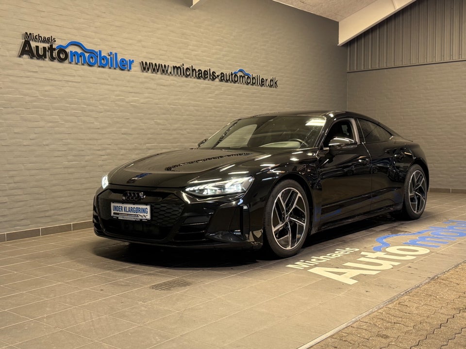 Audi e-tron GT quattro 4d