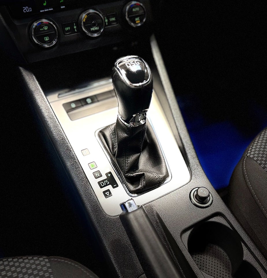 Skoda Octavia 1,6 TDi 110 Ambition Combi DSG 5d