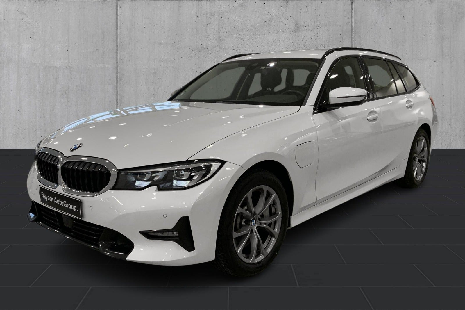 BMW 330e 2,0 Sport Line aut. 4d