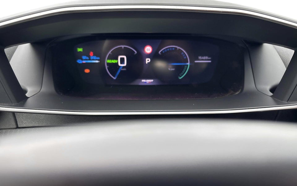 Peugeot e-208 50 GT 5d