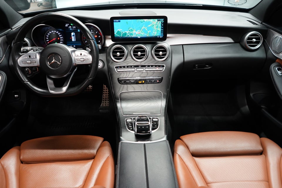 Mercedes C300 de 2,0 Advantage AMG stc. aut. 5d