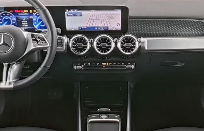 Mercedes EQB250+ Progressive Advance 5d