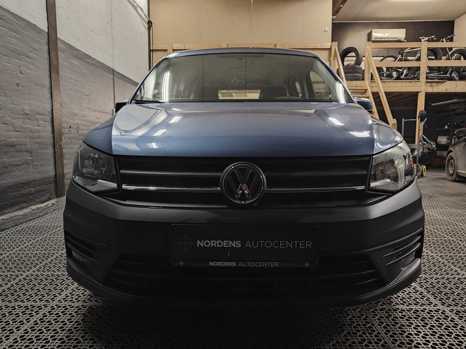 VW Caddy 2,0 TDi 102 Comfortline DSG 5d