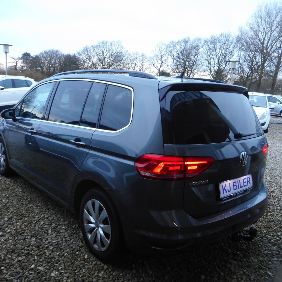 VW Touran 1,6 TDi 115 Comfortline 7prs 5d