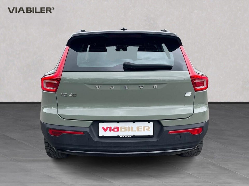 Volvo XC40 ReCharge Extended Range Plus 5d