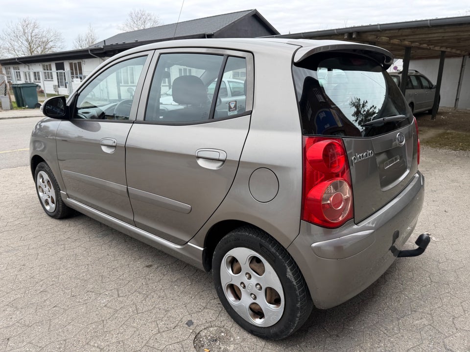Kia Picanto 1,1 Exclusive 5d