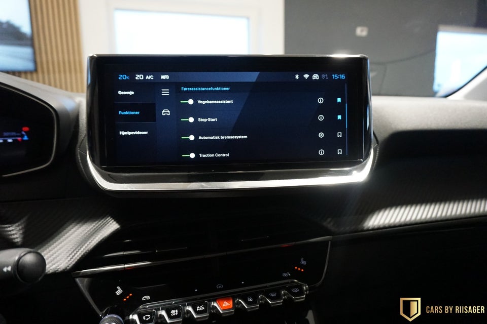 Peugeot 208 1,2 PureTech 100 Allure+ 5d