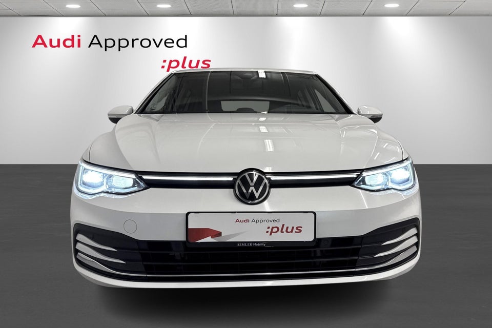 VW Golf VIII 1,4 eHybrid DSG 5d