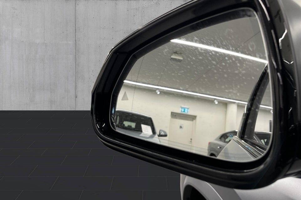 BMW iX1 eDrive20 M-Sport 5d