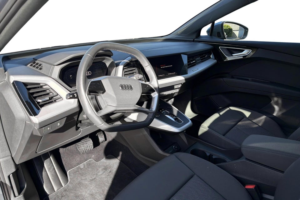 Audi Q4 e-tron 40 Attitude 5d