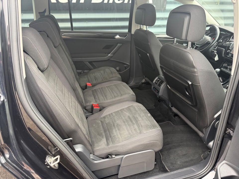 VW Touran 2,0 TDi 150 Highline DSG 5d