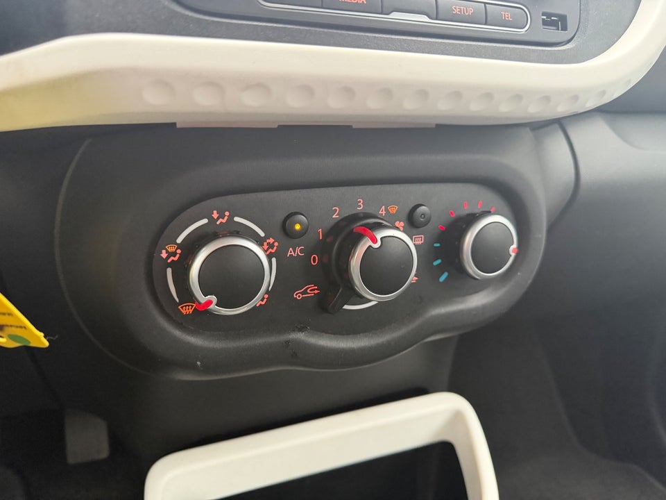 Renault Twingo 1,0 SCe 70 Expression 5d