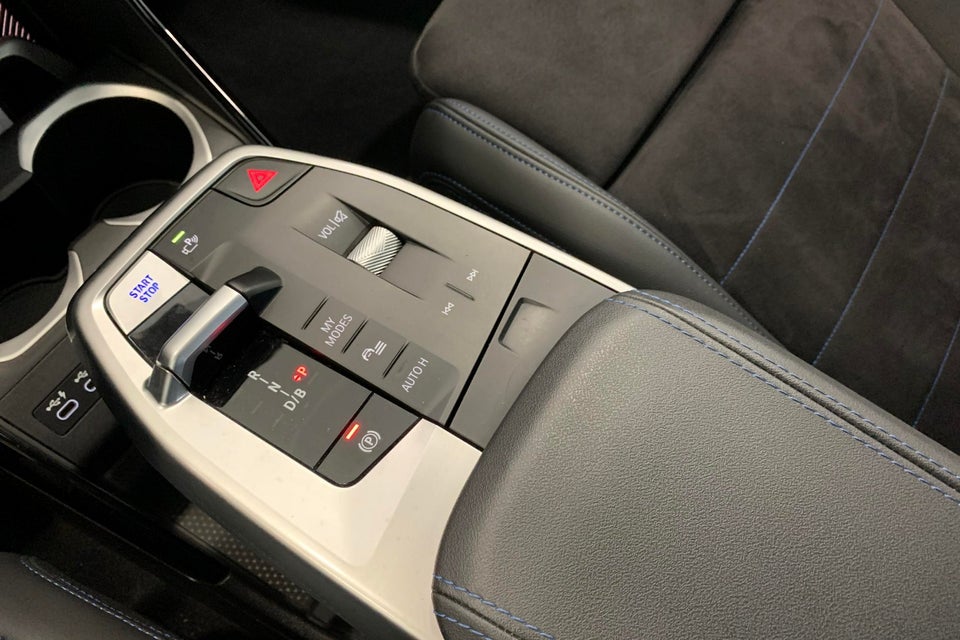 BMW iX1 eDrive20 M-Sport 5d