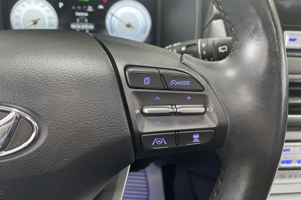 Hyundai Kona 64 EV Exclusive 5d