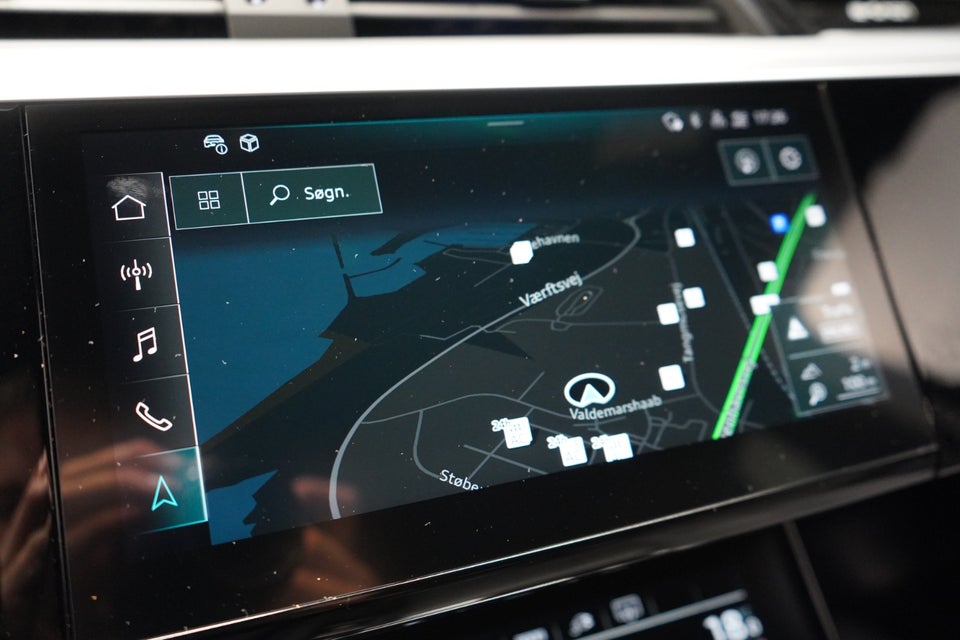 Audi Q8 e-tron 55 S-line quattro 5d