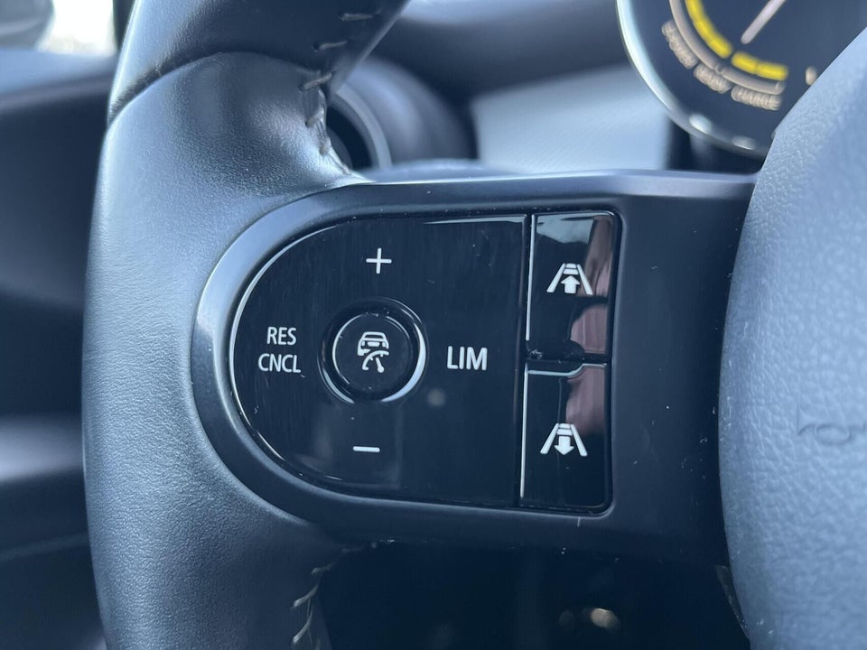 MINI Cooper SE Younique Trim 3d