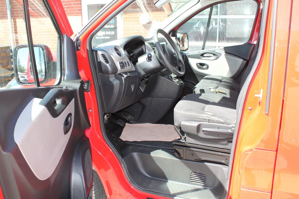 Renault Trafic T29 1,6 dCi 125 L2H1
