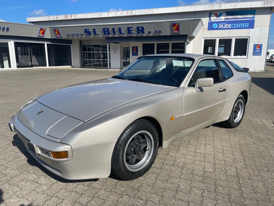 Porsche 944 2,5