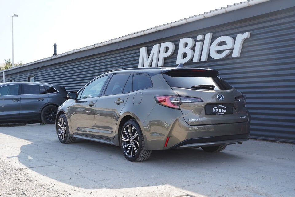 Toyota Corolla 1,8 Hybrid Active Premium Touring Sports MDS 5d