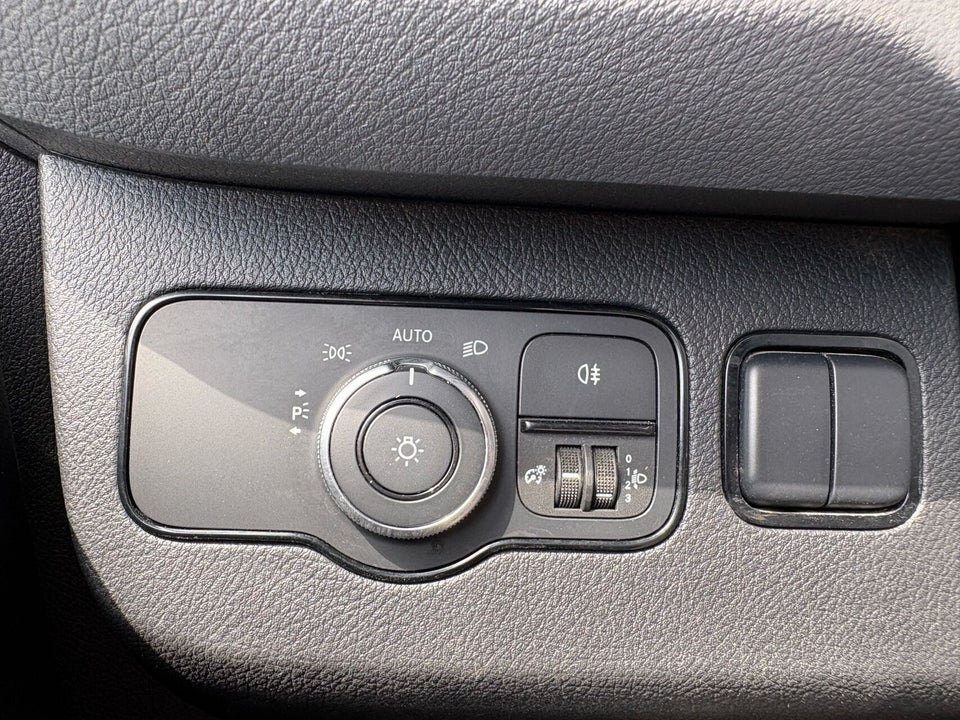 Mercedes Sprinter 214 2,2 CDi A2 Kassevogn aut. FWD