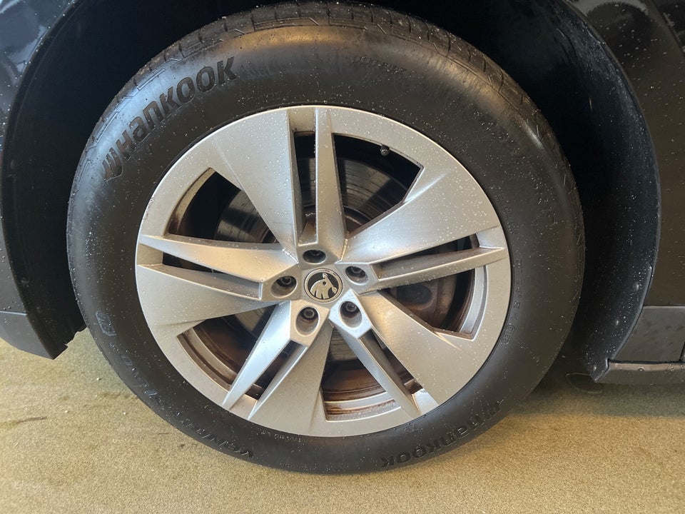 Skoda Enyaq 80 iV Loft 5d