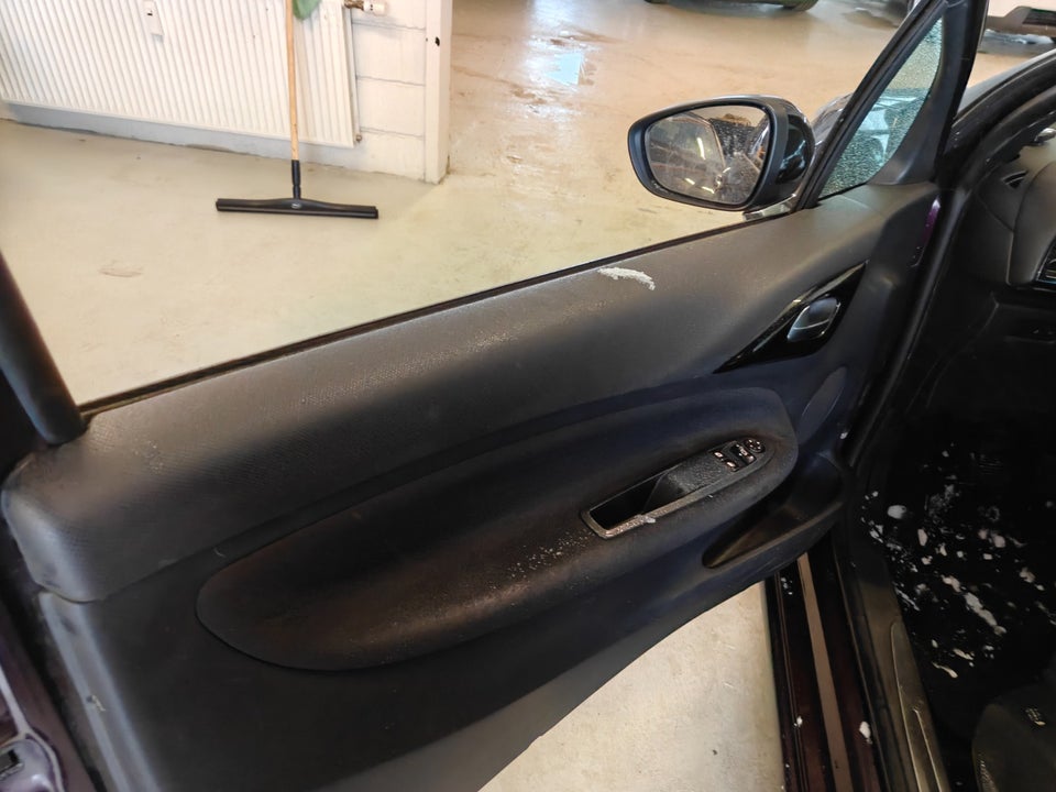 Citroën DS3 1,6 BlueHDi 100 Style 3d