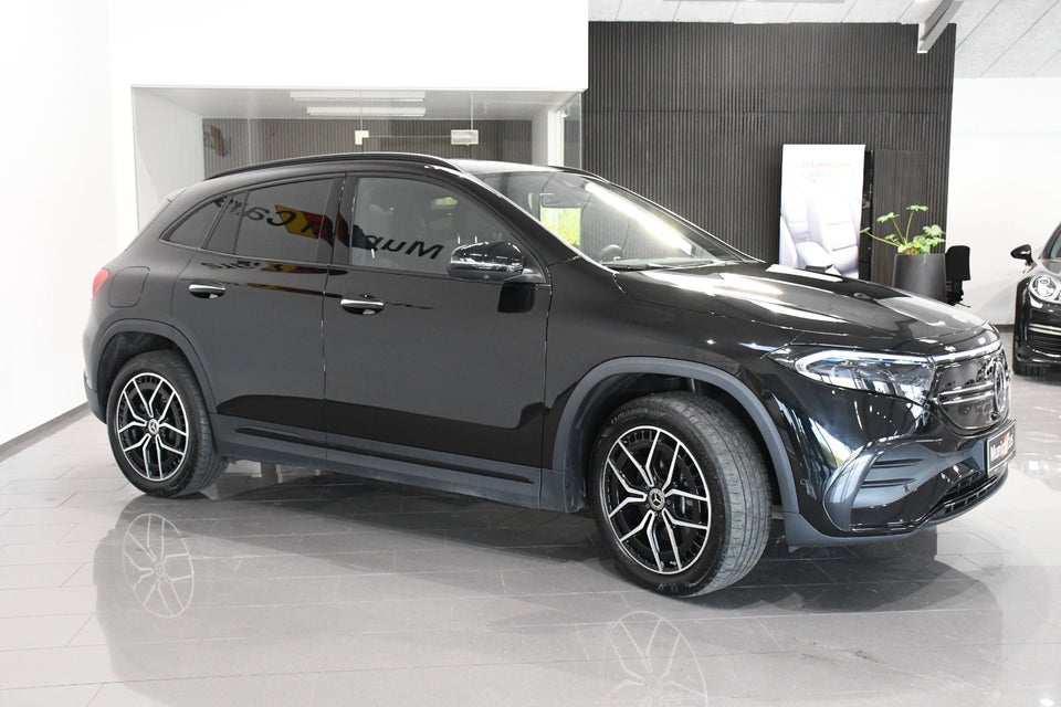 Mercedes EQA300 AMG Line 4Matic 5d