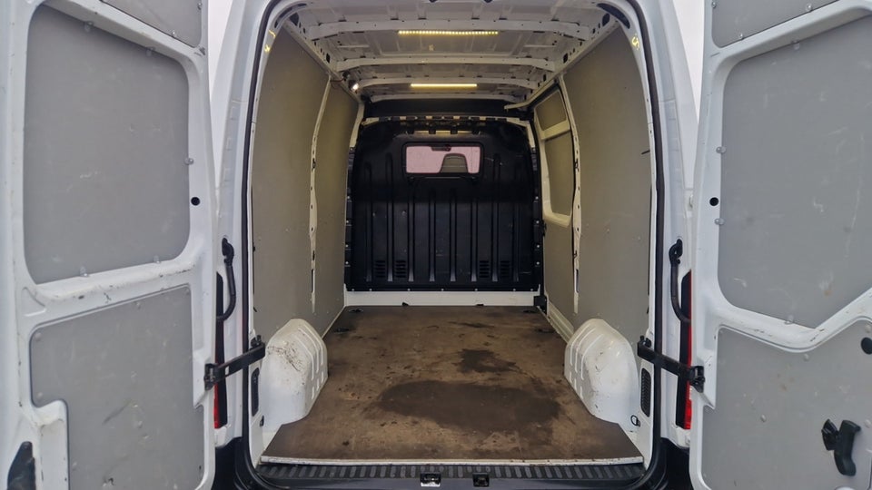 Nissan Interstar 2,3 dCi 150 L2H2 N-Connecta Van