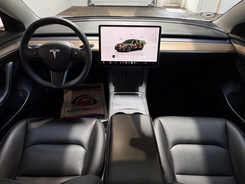 Tesla Model 3 RWD 4d