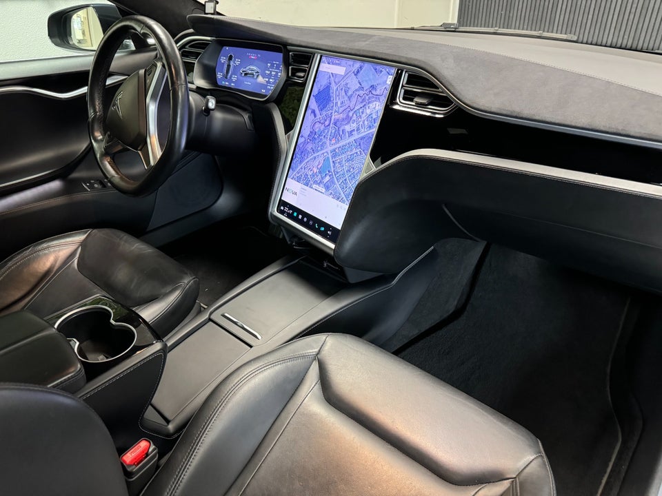 Tesla Model S 90D 5d