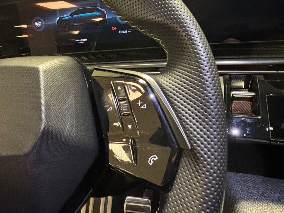 Peugeot e-5008 77 GT Pack 7prs 5d