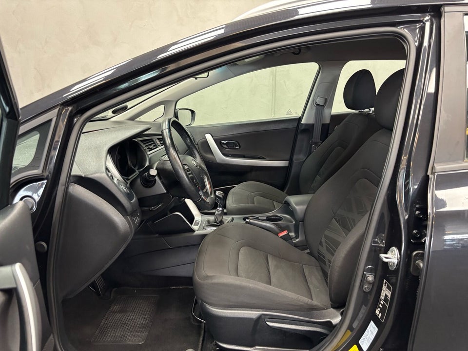 Kia Ceed 1,4 CVVT Style Limited SW 5d