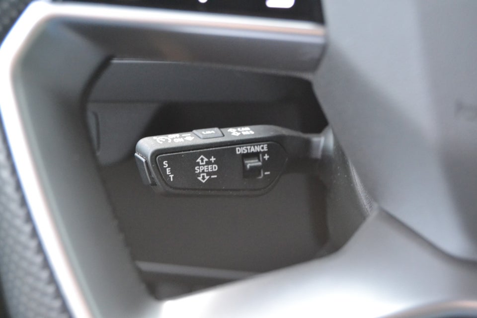 Audi Q4 e-tron 40 edition one S-line 5d