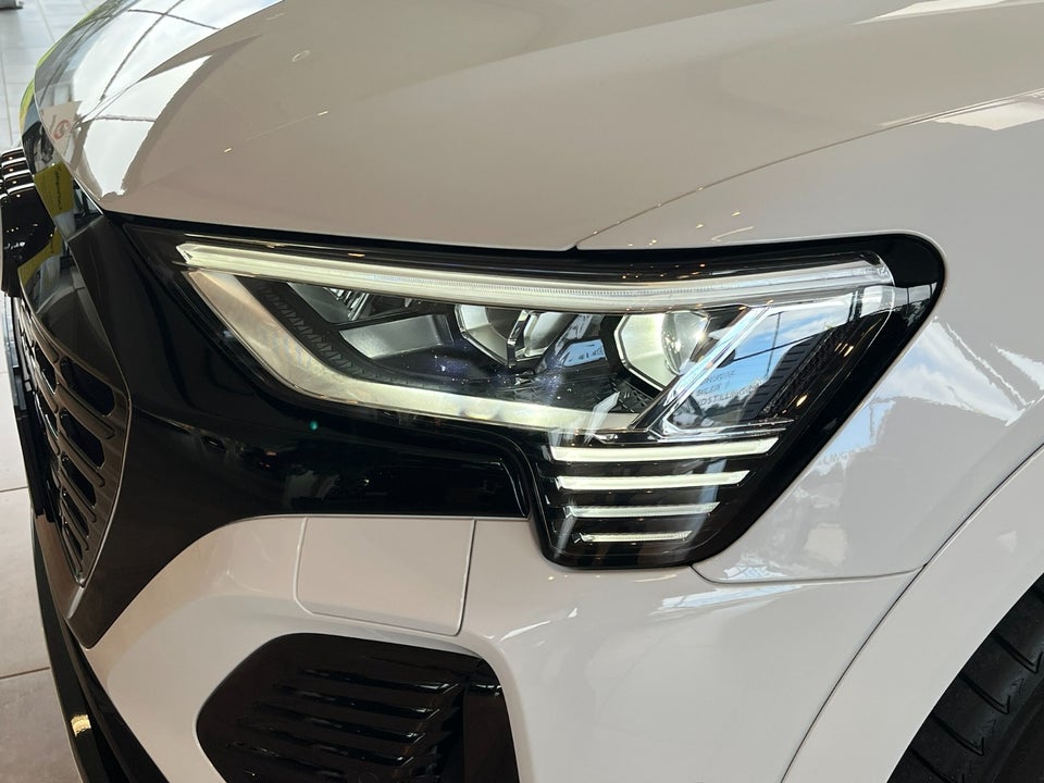 Audi Q8 e-tron 55 S-line Sportback quattro 5d