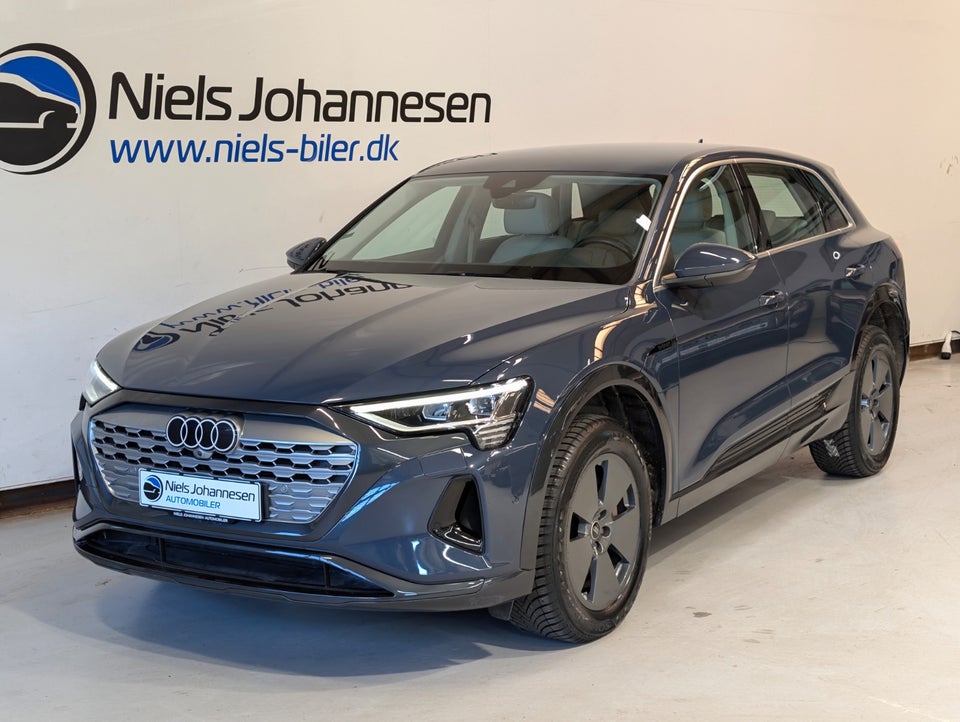 Audi Q8 e-tron 55 Advanced quattro 5d
