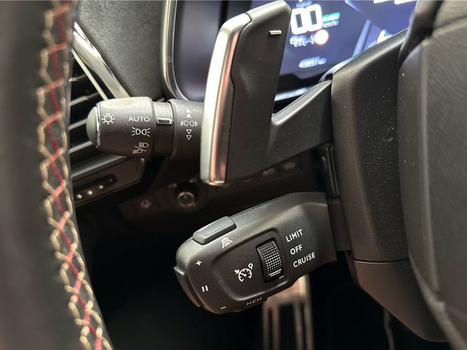 DS DS 7 CrossBack 1,6 E-Tense Performance Line Pack EAT8 5d