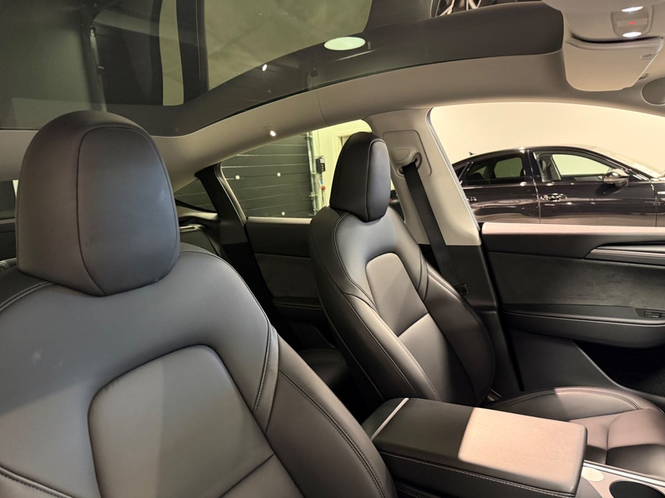 Tesla Model Y Long Range RWD 5d