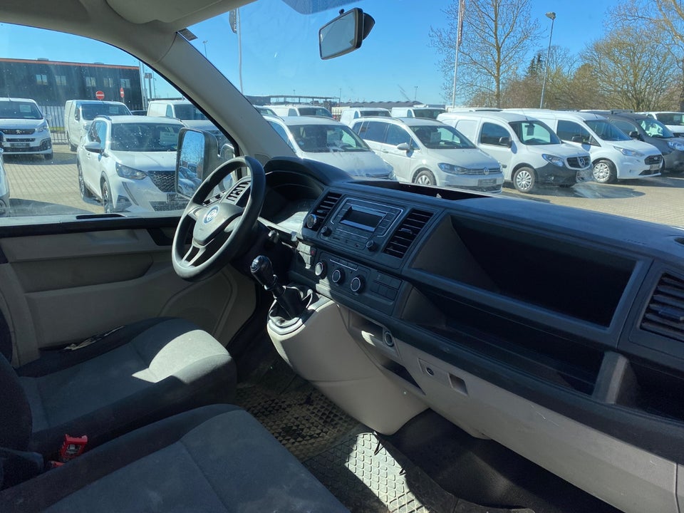 VW Transporter 2,0 TDi 102 Ladvogn lang 2d