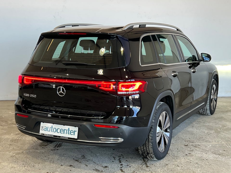 Mercedes EQB250 Progressive 5d