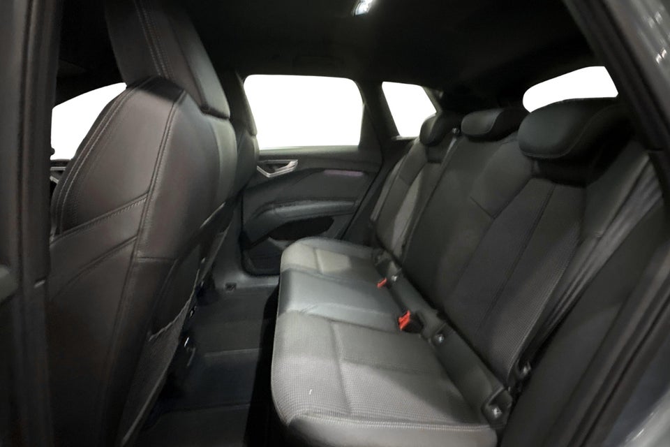 Audi Q4 e-tron 40 Attitude S-line 5d