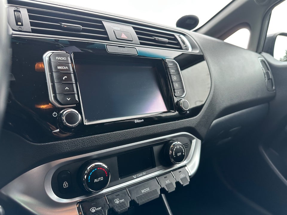 Kia Rio 1,2 CVVT Premium 5d