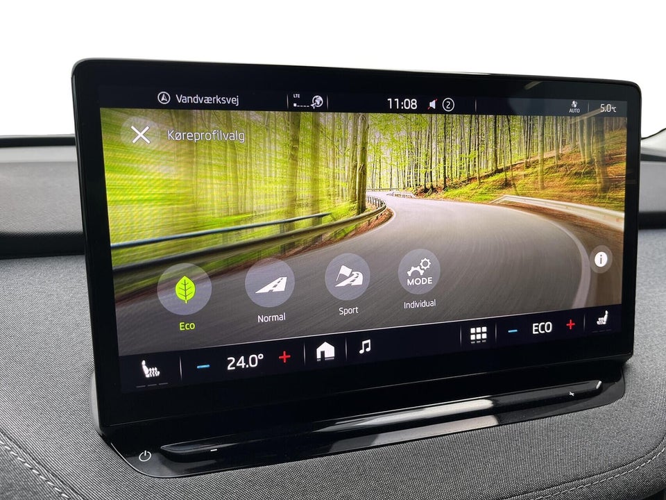 Skoda Enyaq 80 iV Loft 5d