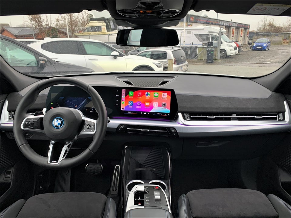 BMW iX2 eDrive20 M-Sport 5d