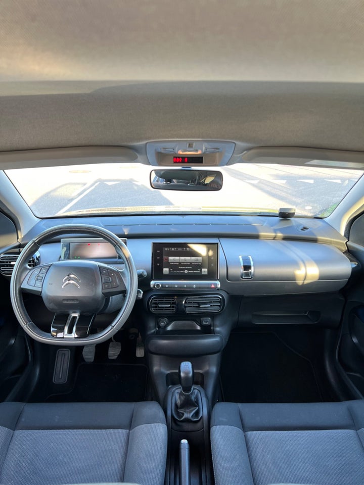 Citroën C4 Cactus 1,6 BlueHDi 100 Shine 5d