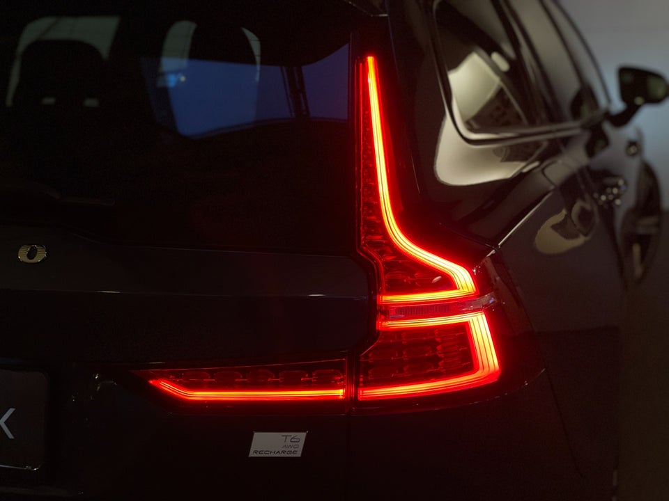 Volvo V60 2,0 T6 ReCharge R-Design aut. AWD 5d