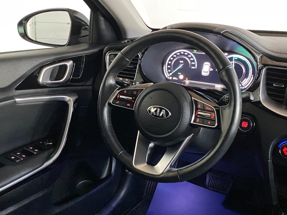 Kia XCeed 1,6 PHEV Upgrade DCT 5d