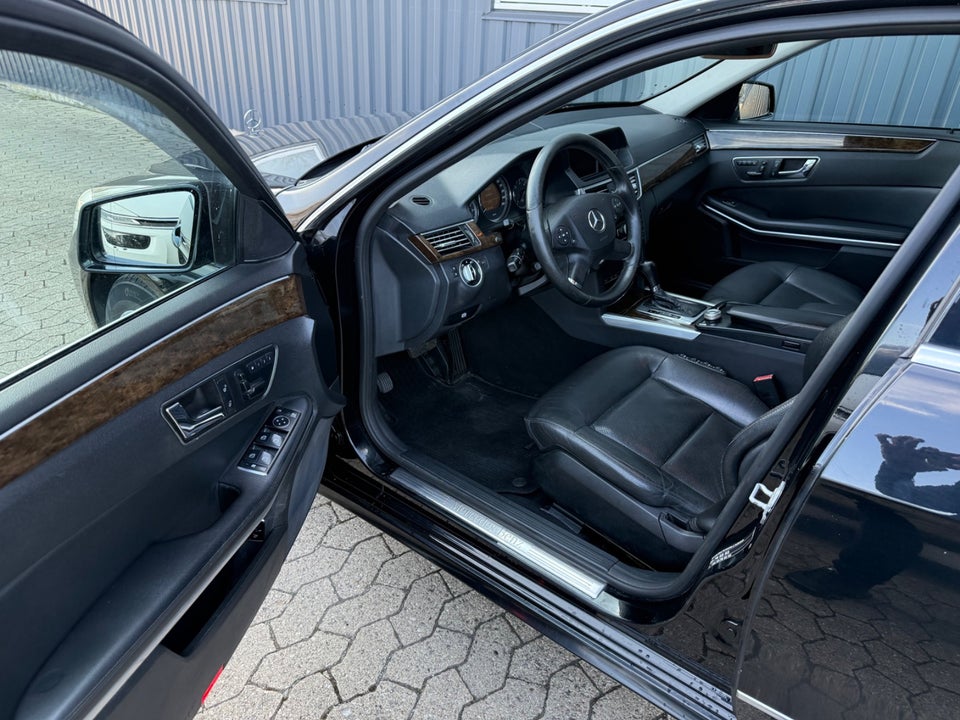 Mercedes E200 2,2 CDi stc. aut. BE 5d